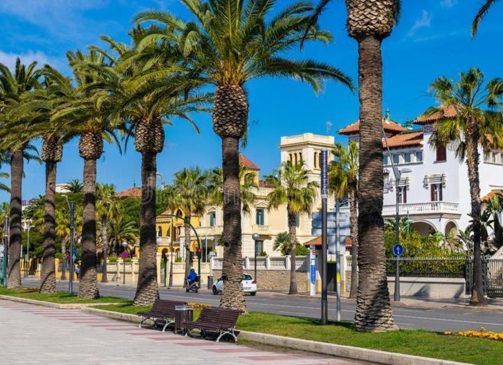 Apartamentos Intersalou Priorat Dış mekan fotoğraf