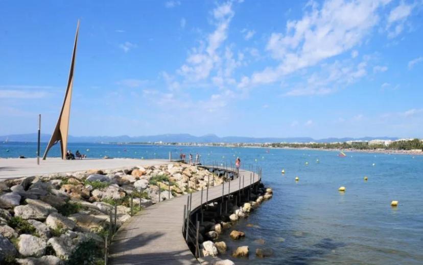 Apartamentos Intersalou Priorat Dış mekan fotoğraf